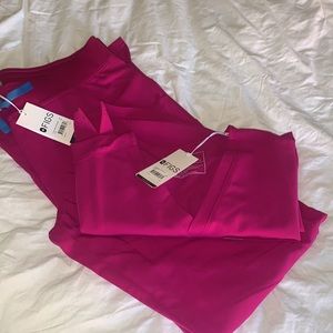 NWT figs scrub set in berry pink